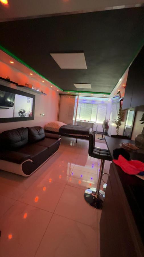 شقة C12 Deluxe آجد المظهر الخارجي الصورة